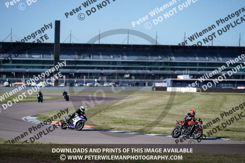 Rockingham no limits trackday;enduro digital images;event digital images;eventdigitalimages;no limits trackdays;peter wileman photography;racing digital images;rockingham raceway northamptonshire;rockingham trackday photographs;trackday digital images;trackday photos